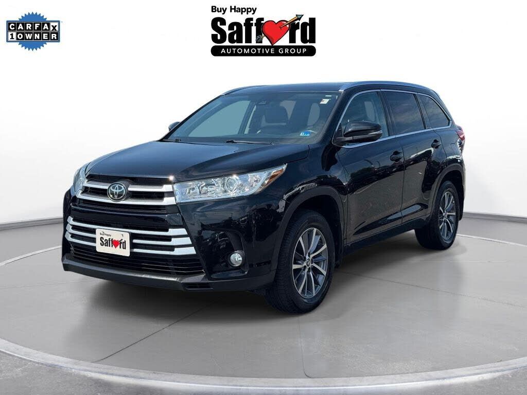 2017 TOYOTA Highlander