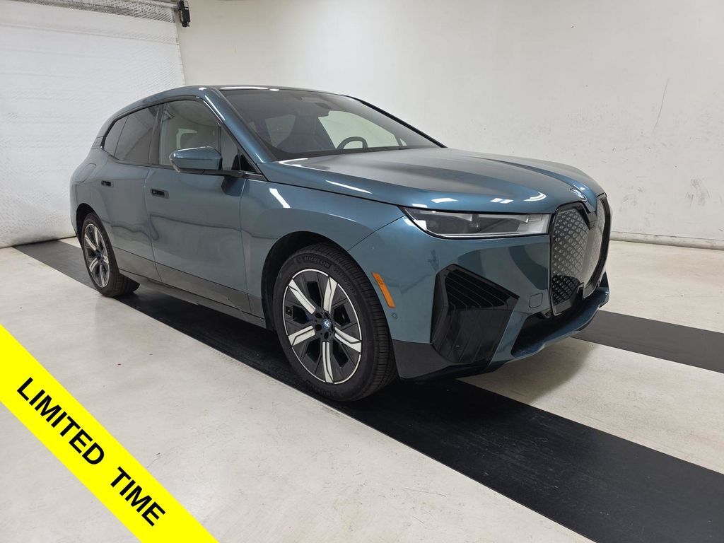 2024 BMW ix
