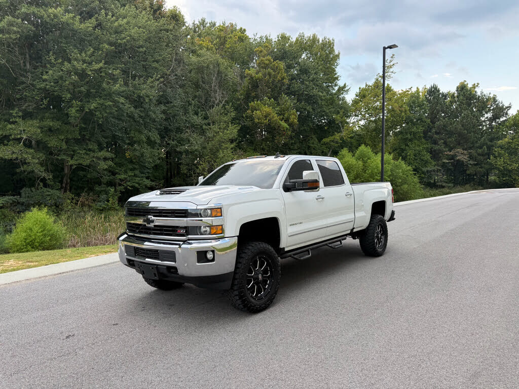 2017 CHEVROLET Silverado
