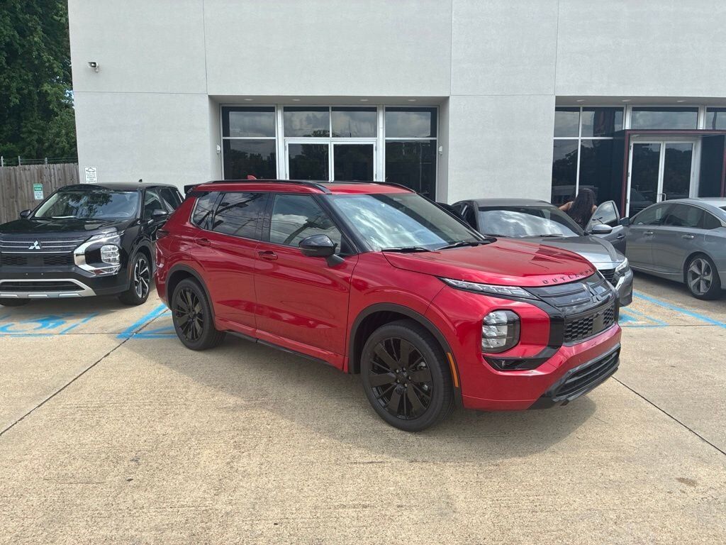 2026 MITSUBISHI Outlander