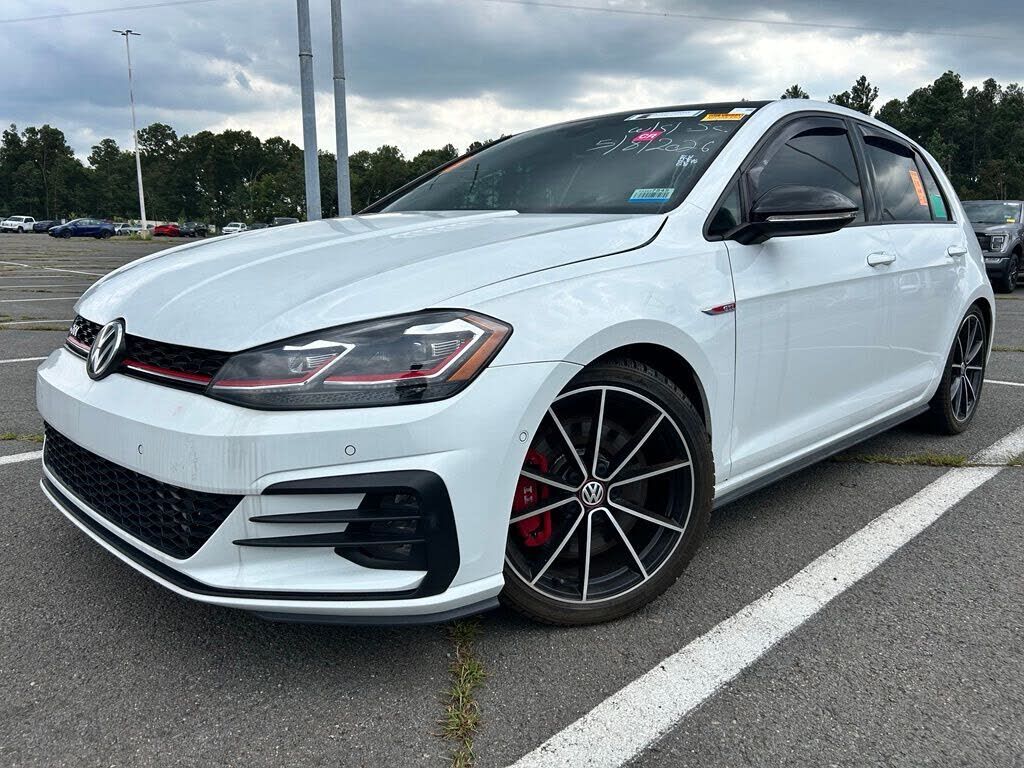 2021 VOLKSWAGEN Golf GTI