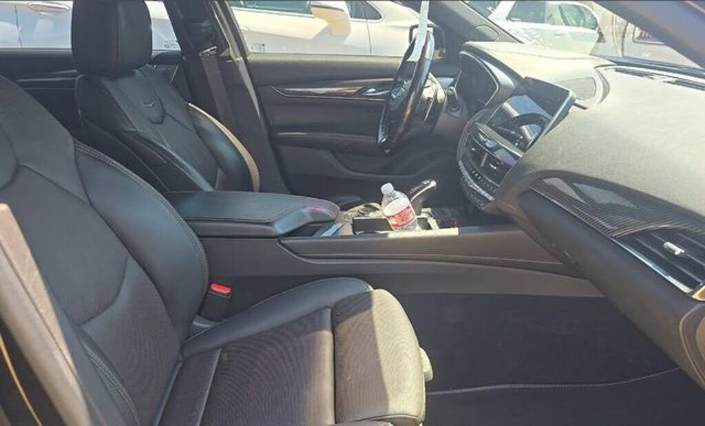 2022 CADILLAC CT5