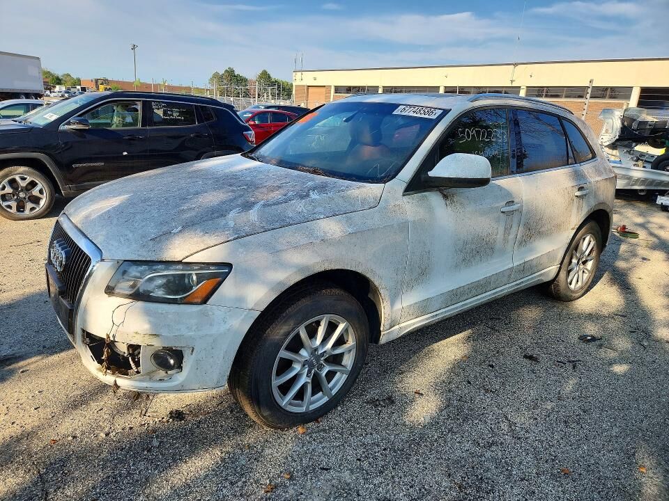 2010 AUDI Q5