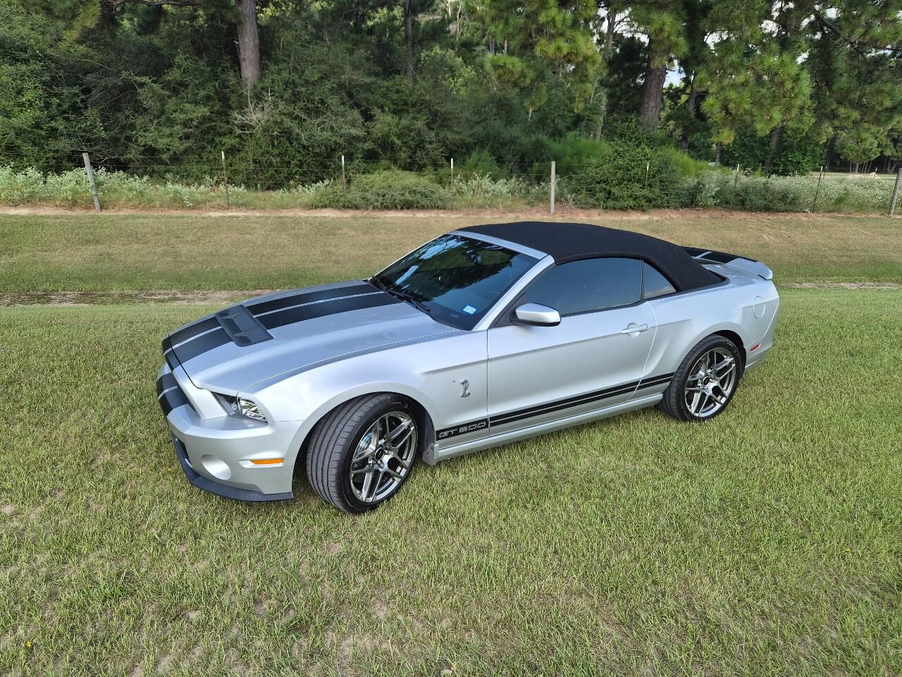 2013 FORD Mustang