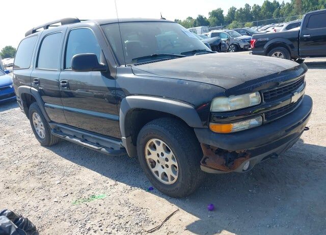 2004 CHEVROLET Tahoe