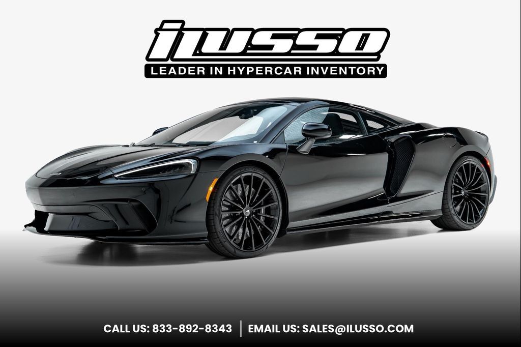 2023 MCLAREN GT