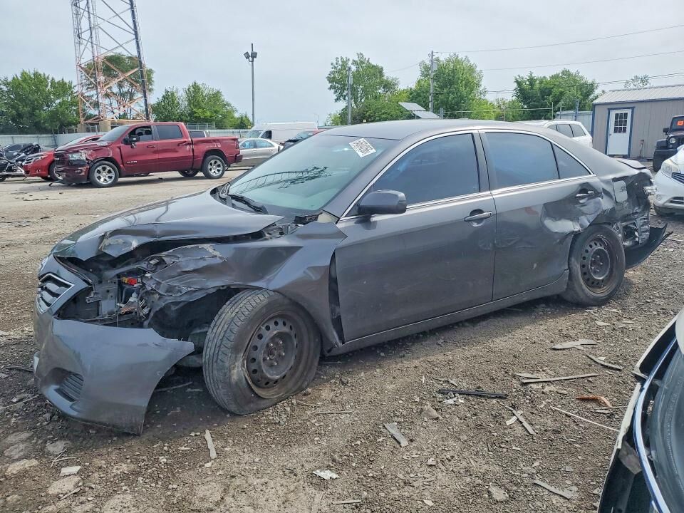 2010 TOYOTA Camry