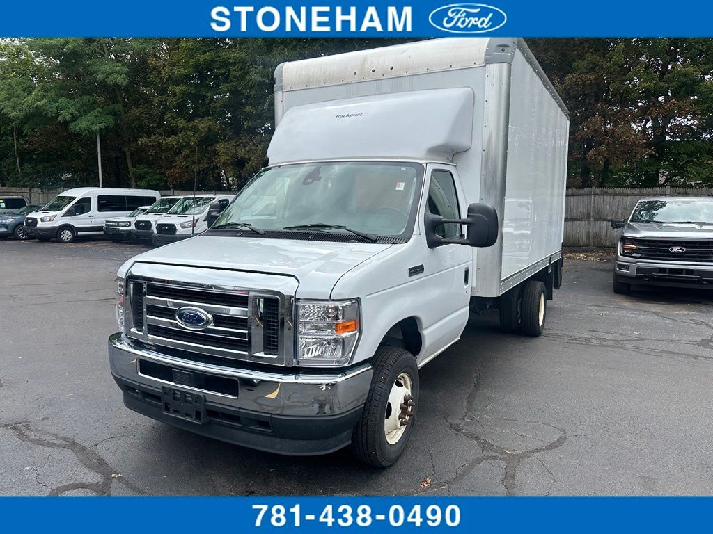 2024 FORD E-350