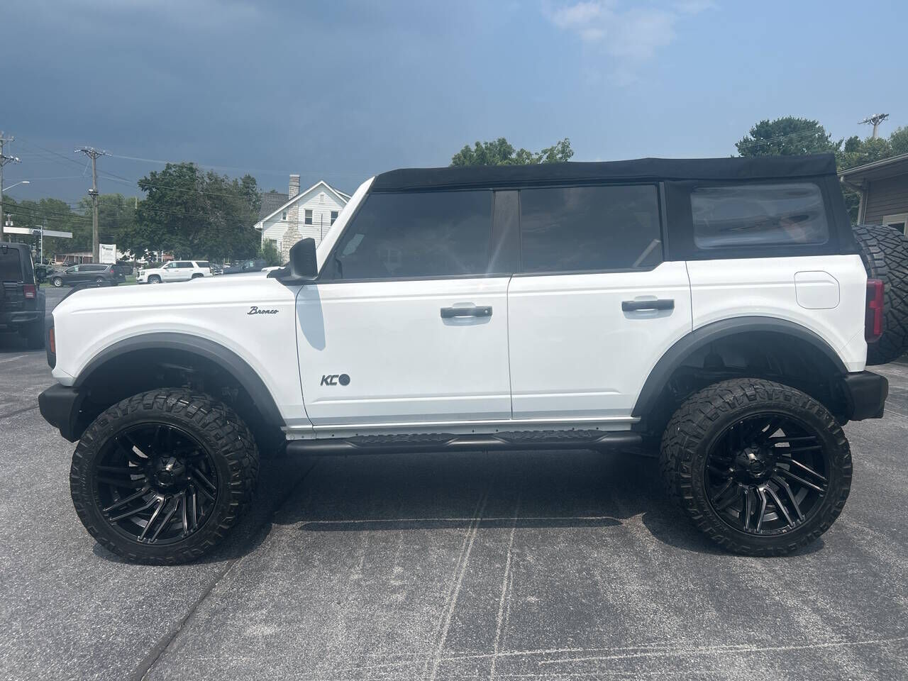 2022 FORD Bronco