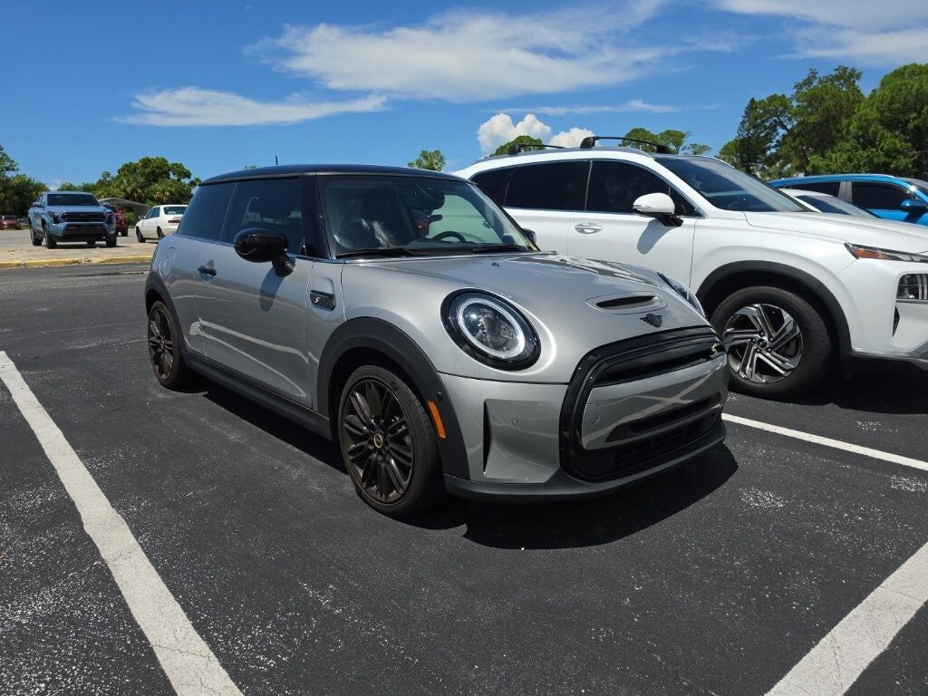 2024 MINI Hardtop
