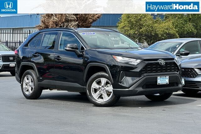 2025 TOYOTA RAV4