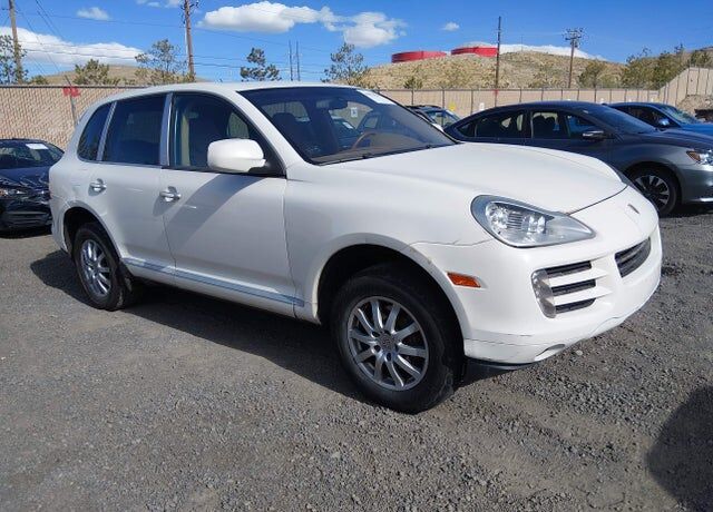 2010 PORSCHE Cayenne