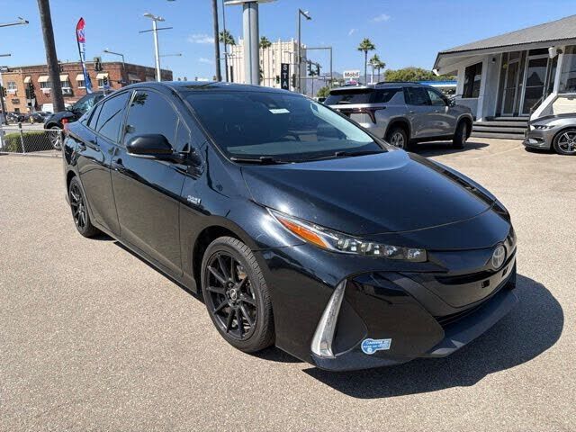 2020 TOYOTA Prius