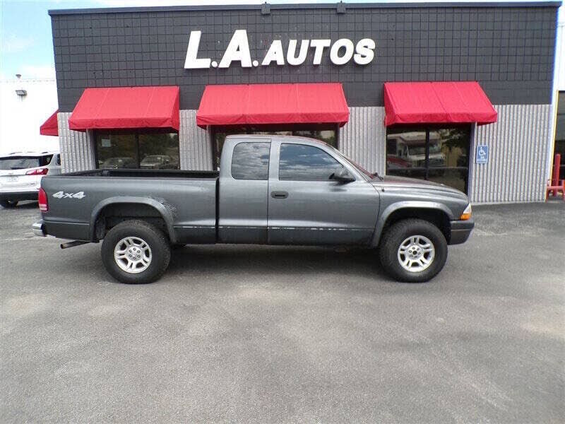 2004 DODGE Dakota