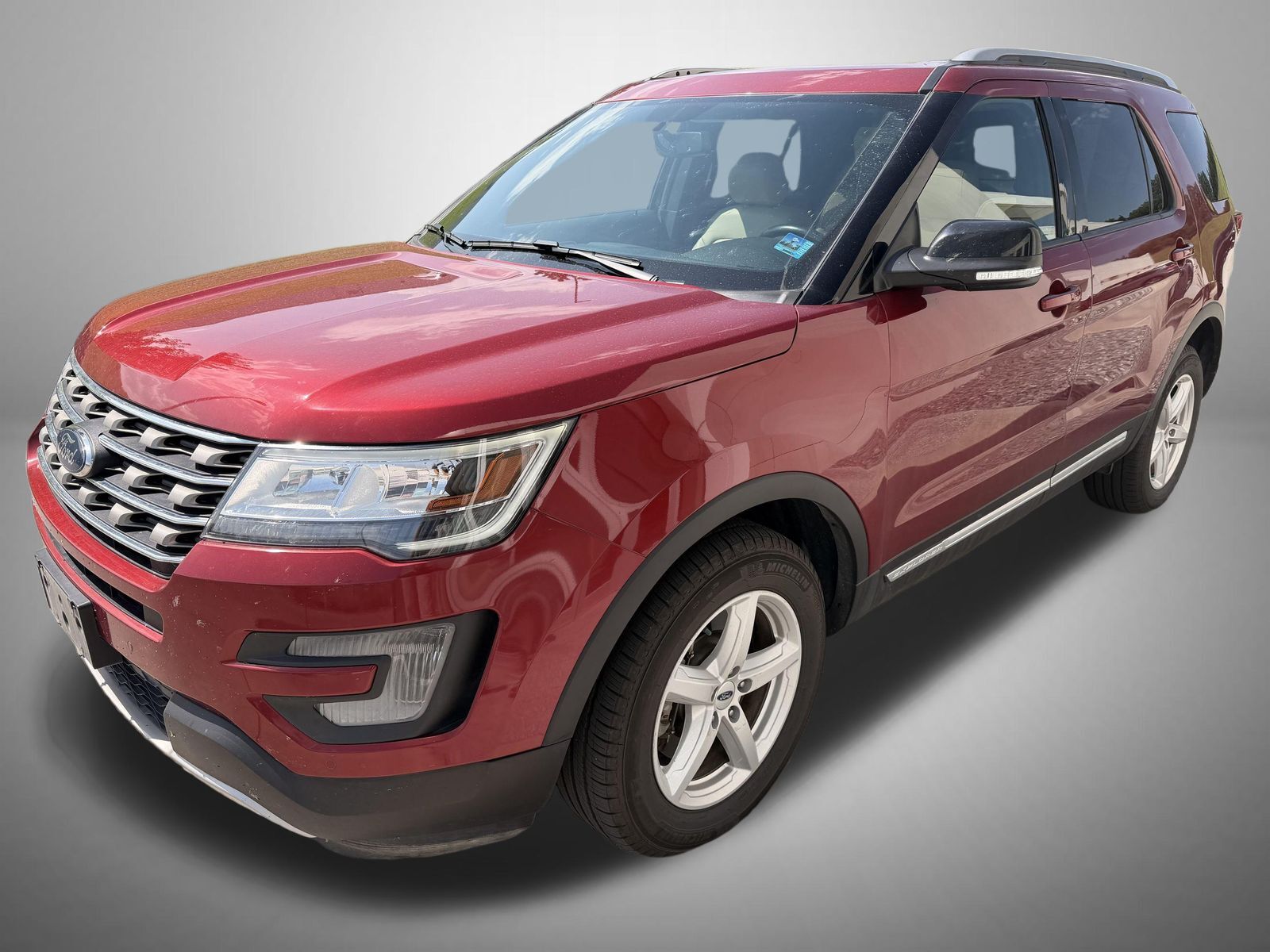 2017 FORD Explorer