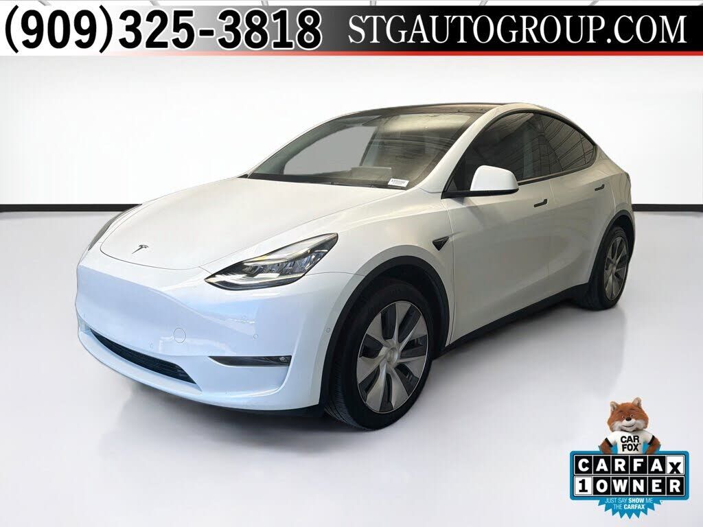 2022 TESLA Model Y