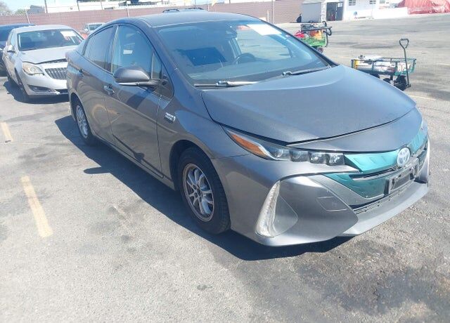 2017 TOYOTA Prius