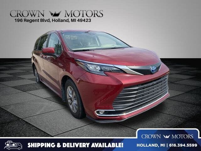 2024 TOYOTA Sienna
