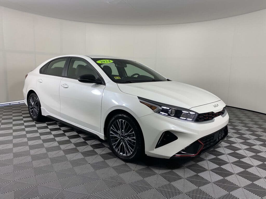 2024 KIA Forte
