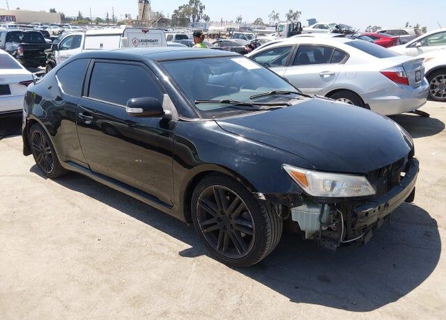 2013 TOYOTA SCION