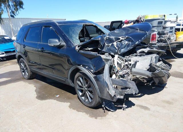 2019 FORD Explorer