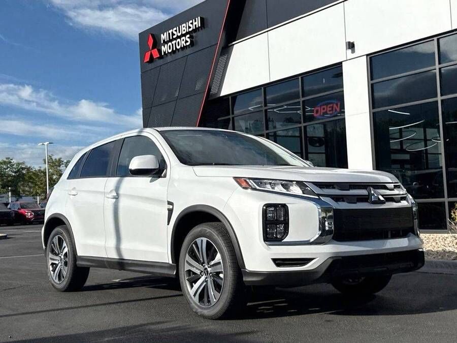 2027 MITSUBISHI Outlander Sport