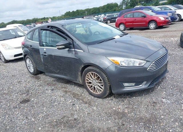 2015 FORD Focus