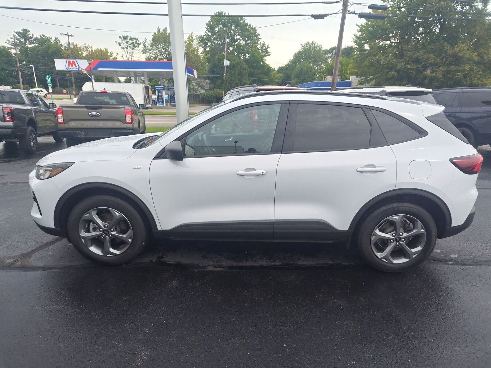 2025 FORD Escape