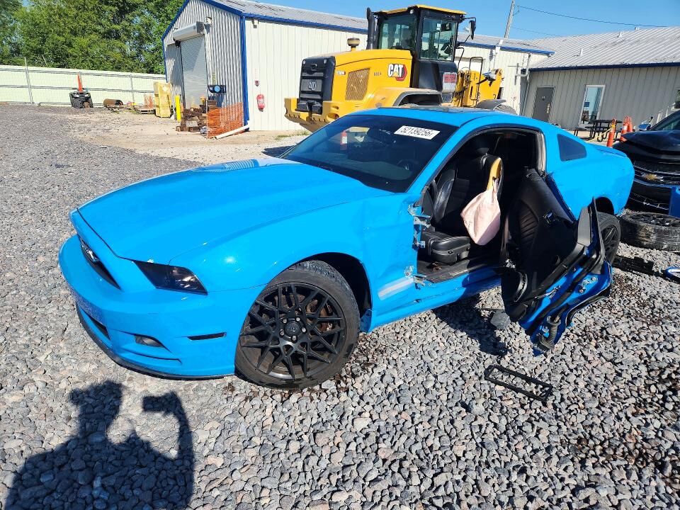 2013 FORD Mustang