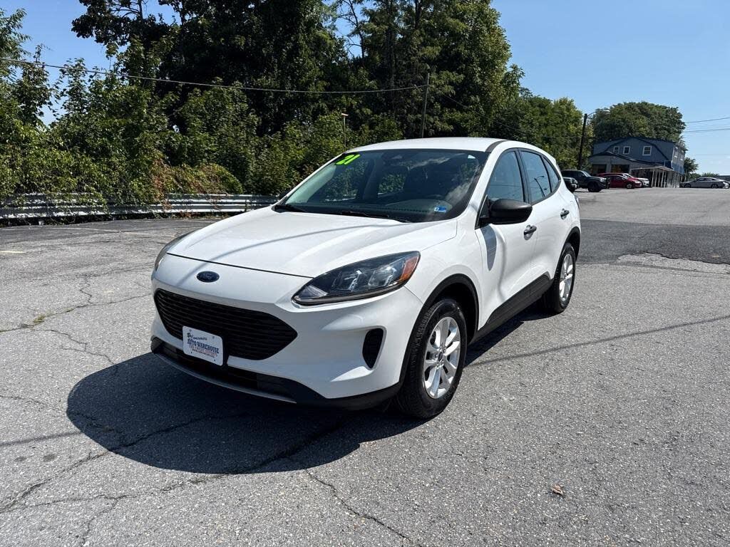 2021 FORD Escape