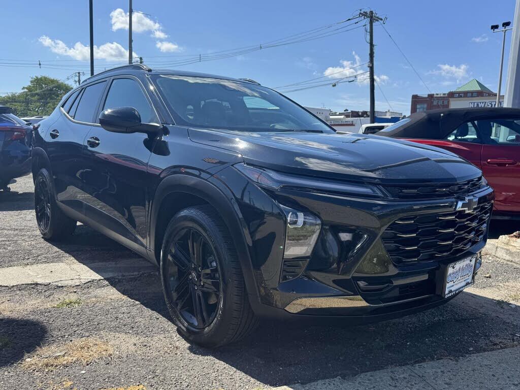 2024 CHEVROLET Trax