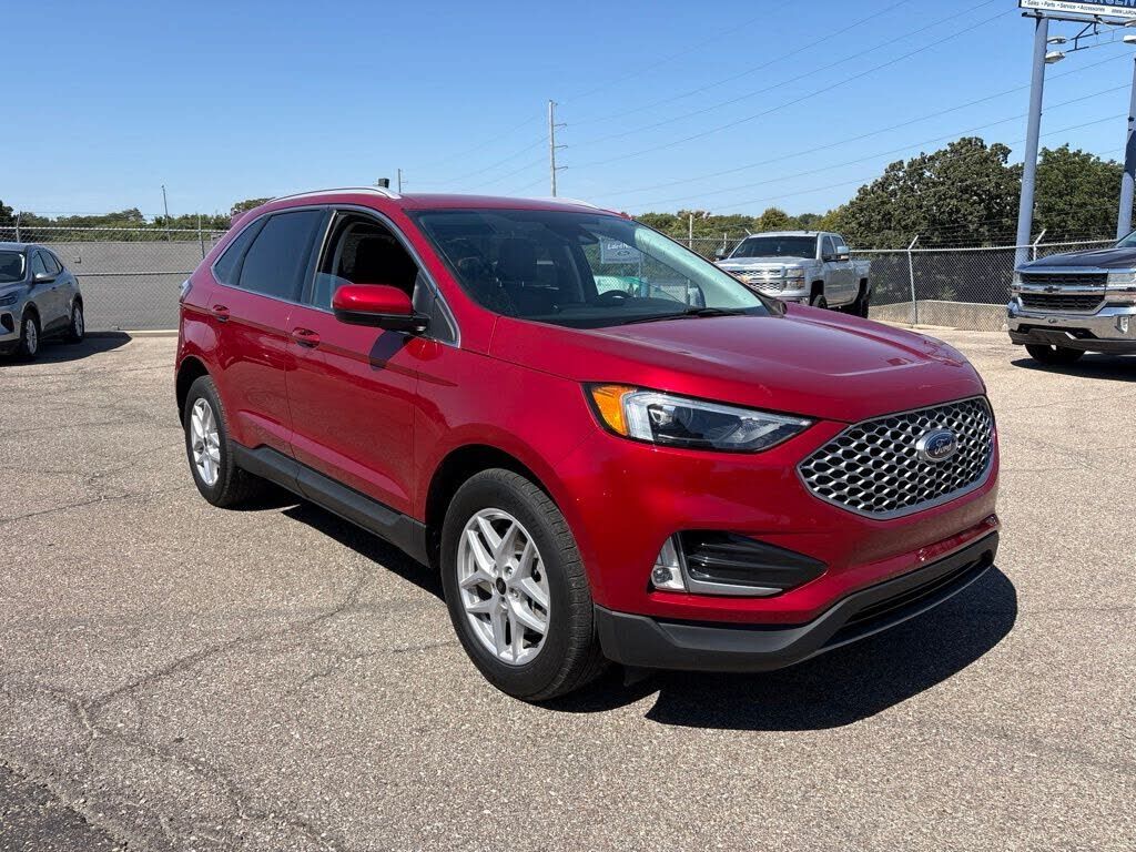 2023 FORD Edge