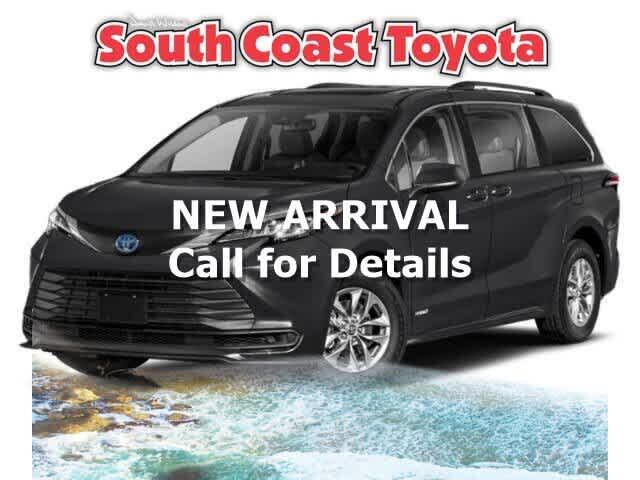 2023 TOYOTA Sienna