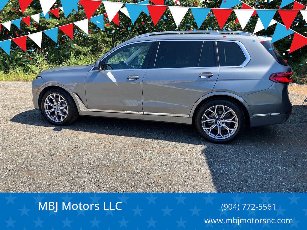 2025 BMW X7