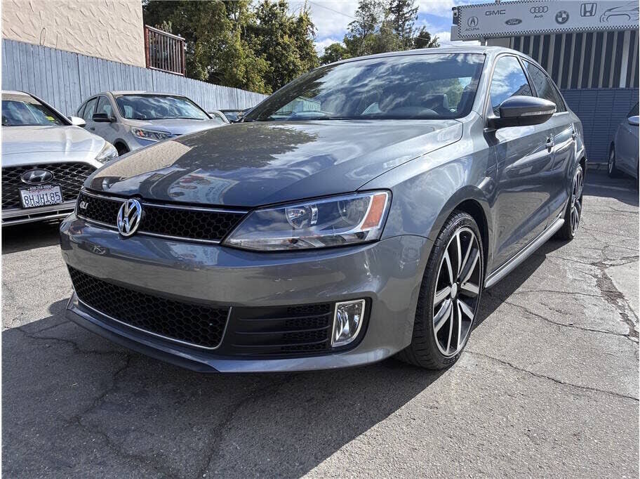 2013 VOLKSWAGEN Jetta