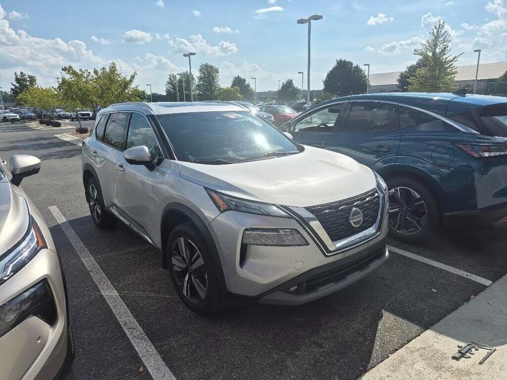 2021 NISSAN Rogue