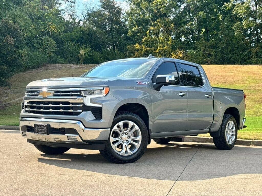 2024 CHEVROLET Silverado