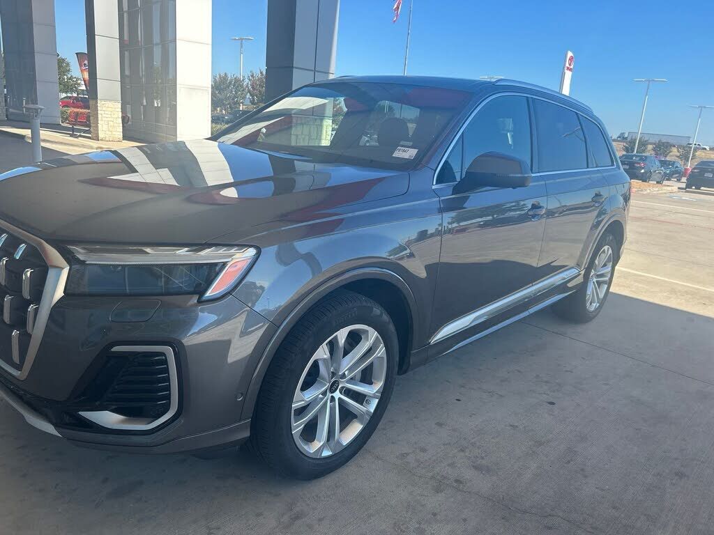 2025 AUDI Q7