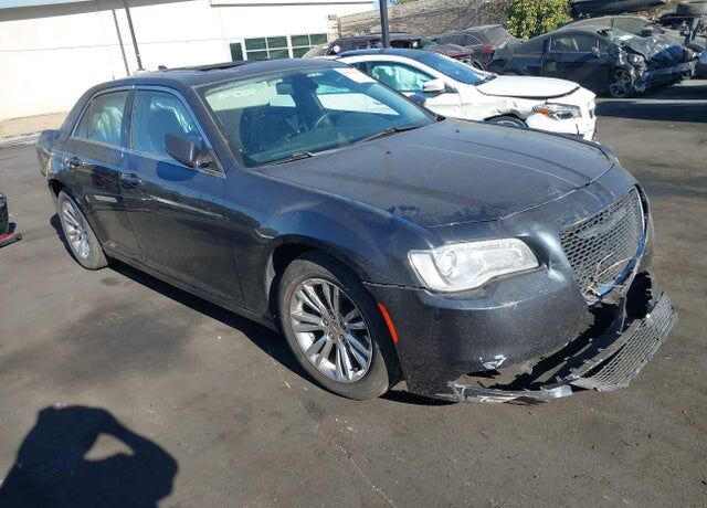 2017 CHRYSLER 300
