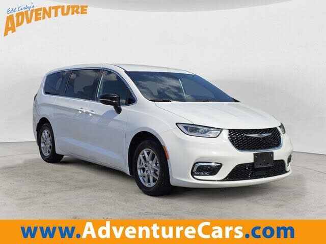 2025 CHRYSLER Pacifica