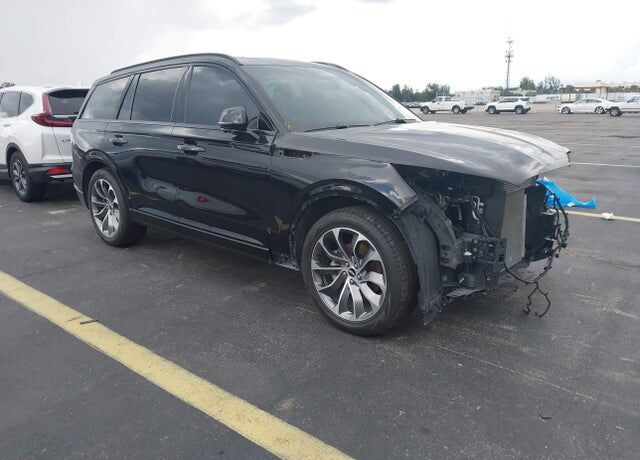 2025 LINCOLN Aviator