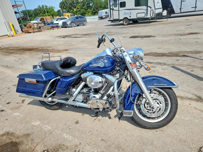 2005 HARLEY DAVIDSON Road King Shrine
