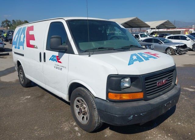 2014 GMC Savana