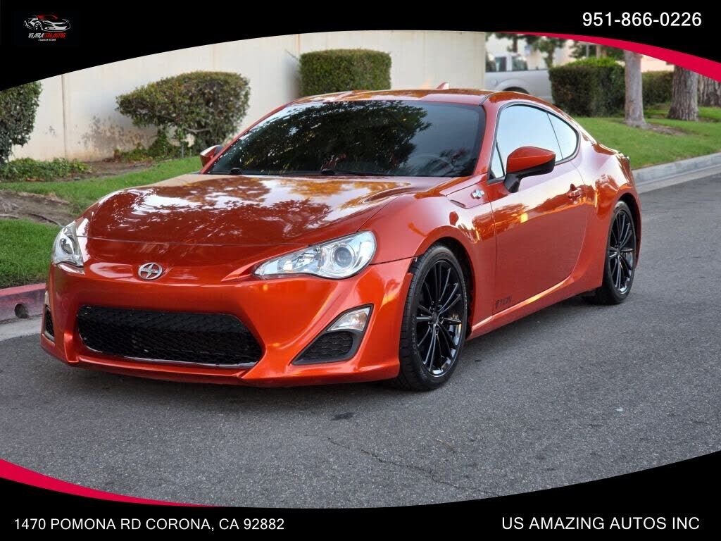 2016 TOYOTA Scion
