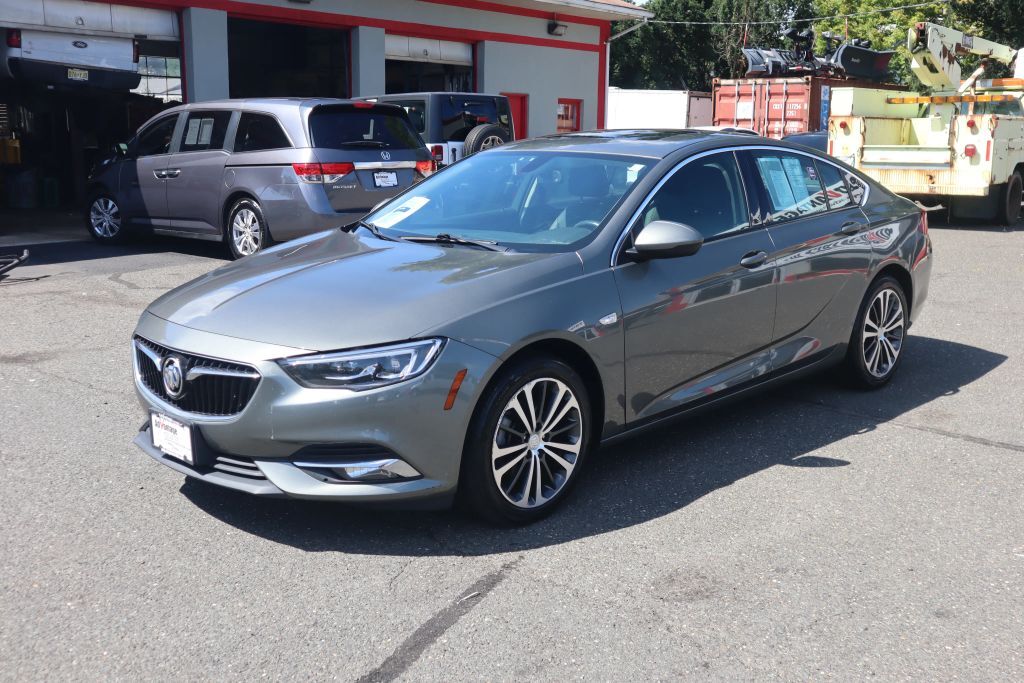 2018 BUICK Regal