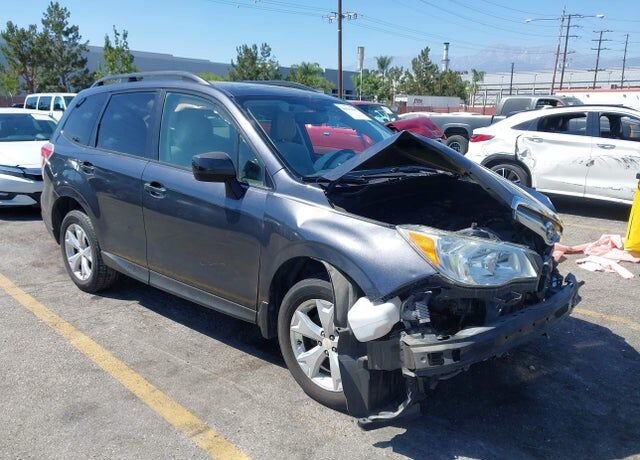 2016 SUBARU Forester