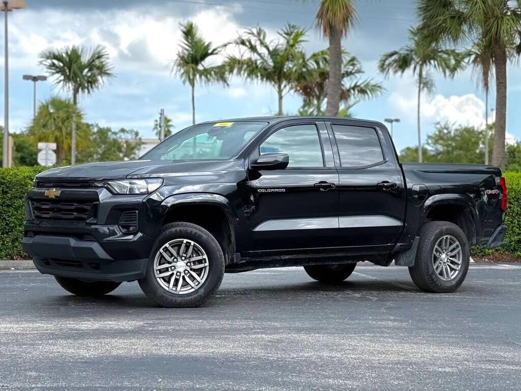 2024 CHEVROLET Colorado