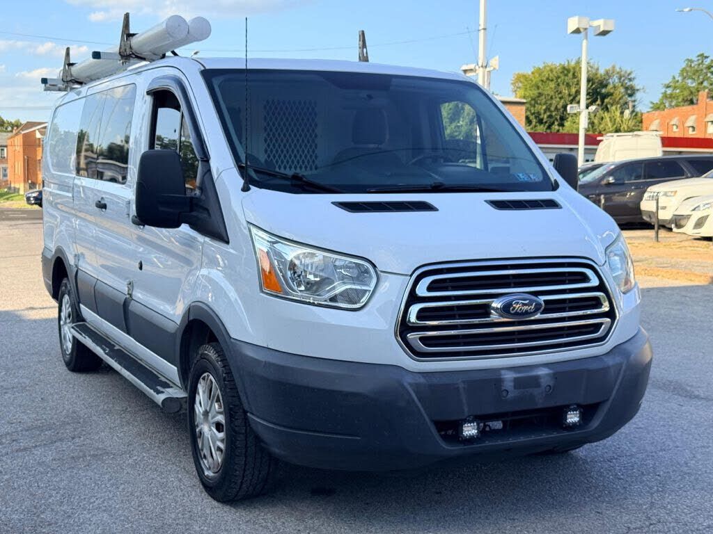 2015 FORD Transit