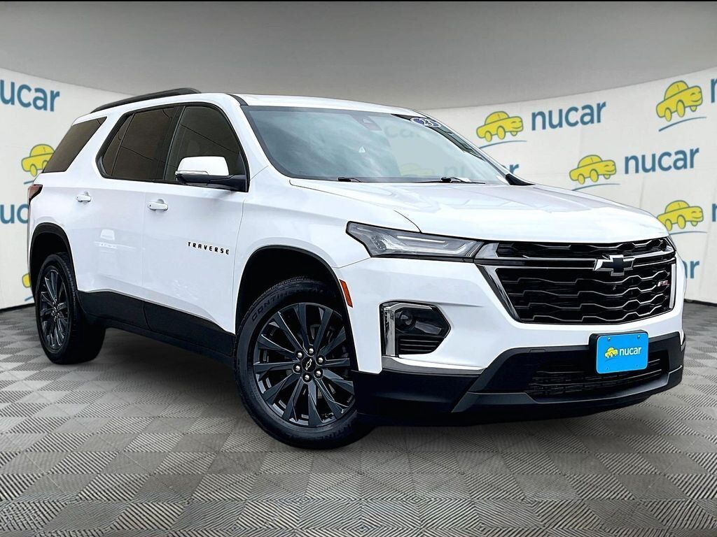 2023 CHEVROLET Traverse