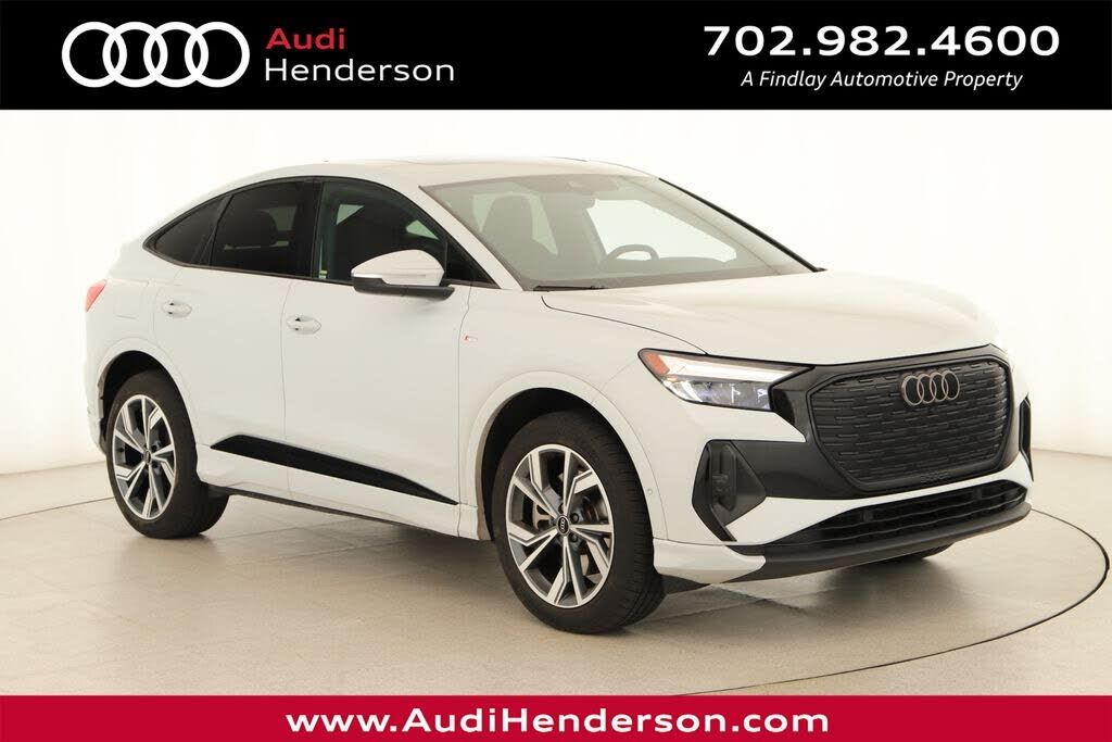 2023 AUDI Q4